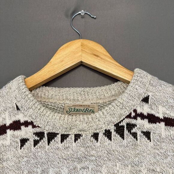 St John’s Bay Men’s Vintage Sweater Size Medium Acrylic Blend - Picture 3 of 11